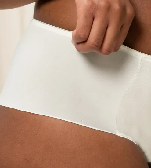 Triumph Essential Minimizer Hipster