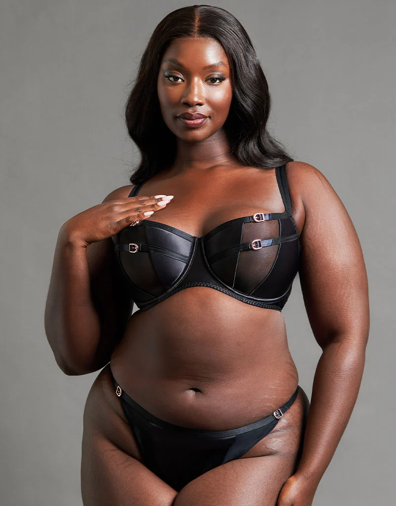 Scantilly Unbuckled Padded Half Cup Bra Black