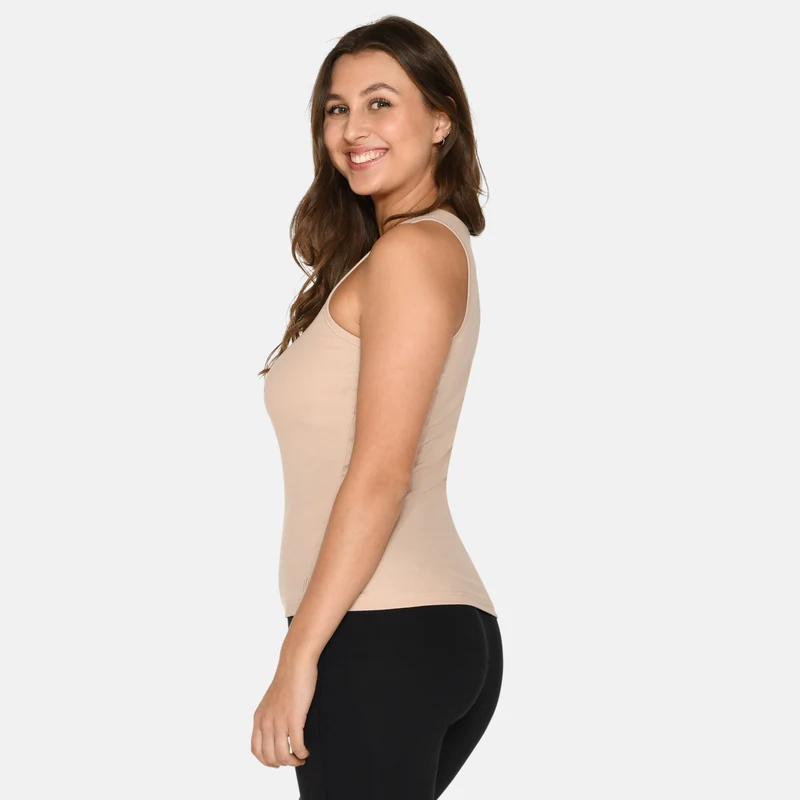 Nudefarbenes Bambus-Tanktop mit breiten Trägern