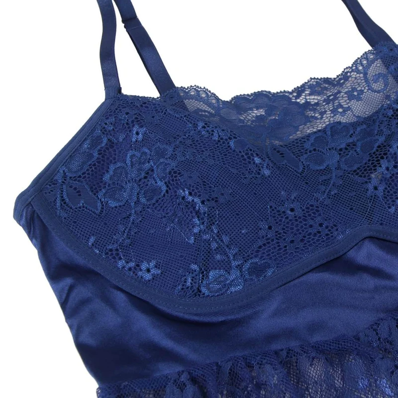 Babydoll-Set aus blauer Wimpernspitze mit Schleifenbesatz, Taillengürtel und G-String