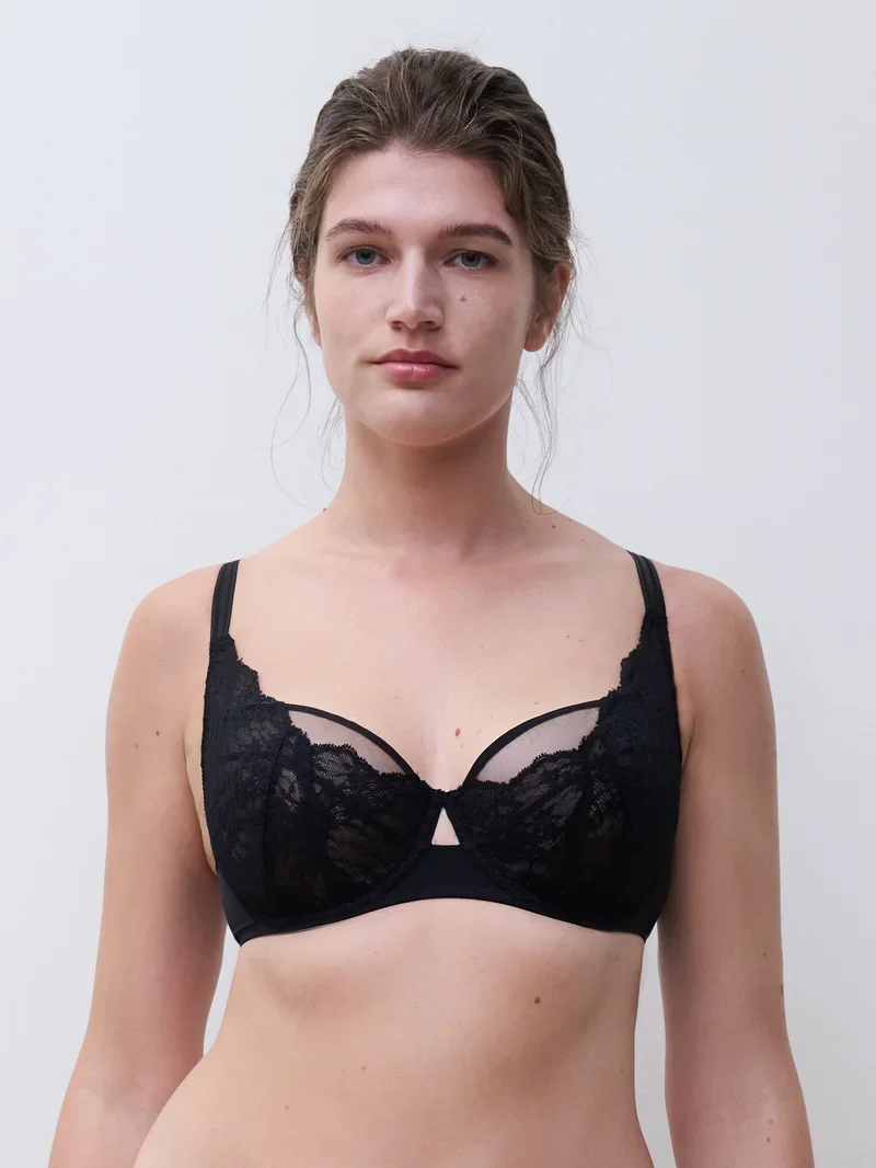 Chantelle - Crush Halbschalen-Stütz-BH Schwarz