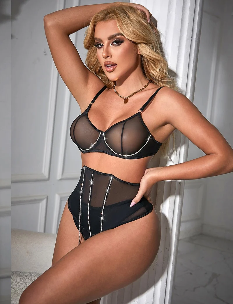 Schwarzes Dessous-Set aus Mesh mit Strasssteinen – Bügel- und Stäbchenformer