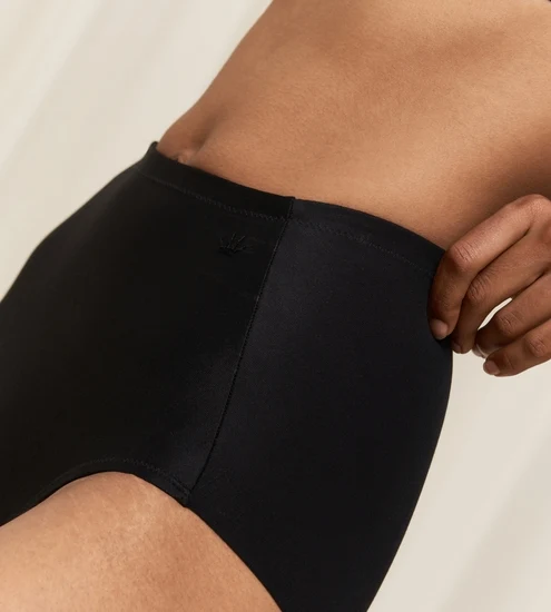 Triumph Becca Extra High+Cotton Panty black
