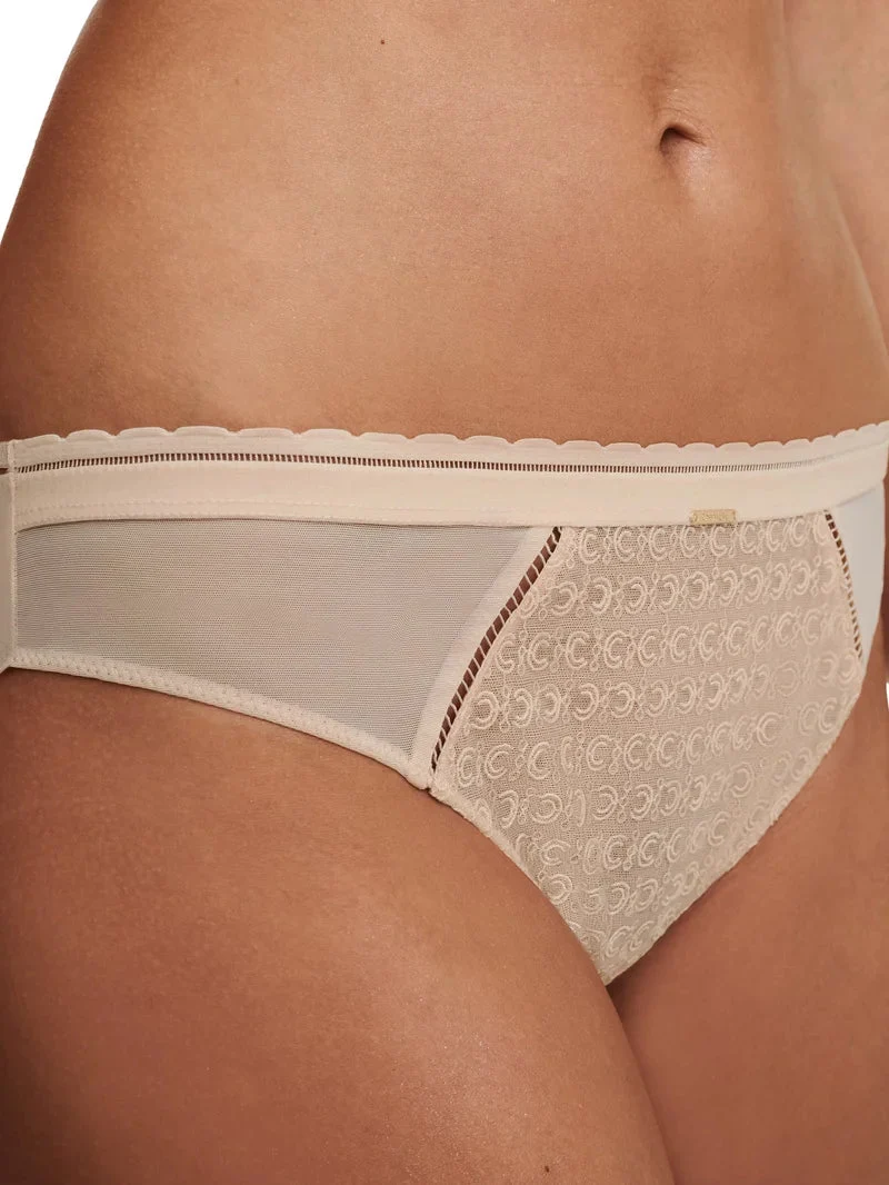 Chantelle - Slip mit Monogramm in Goldbeige