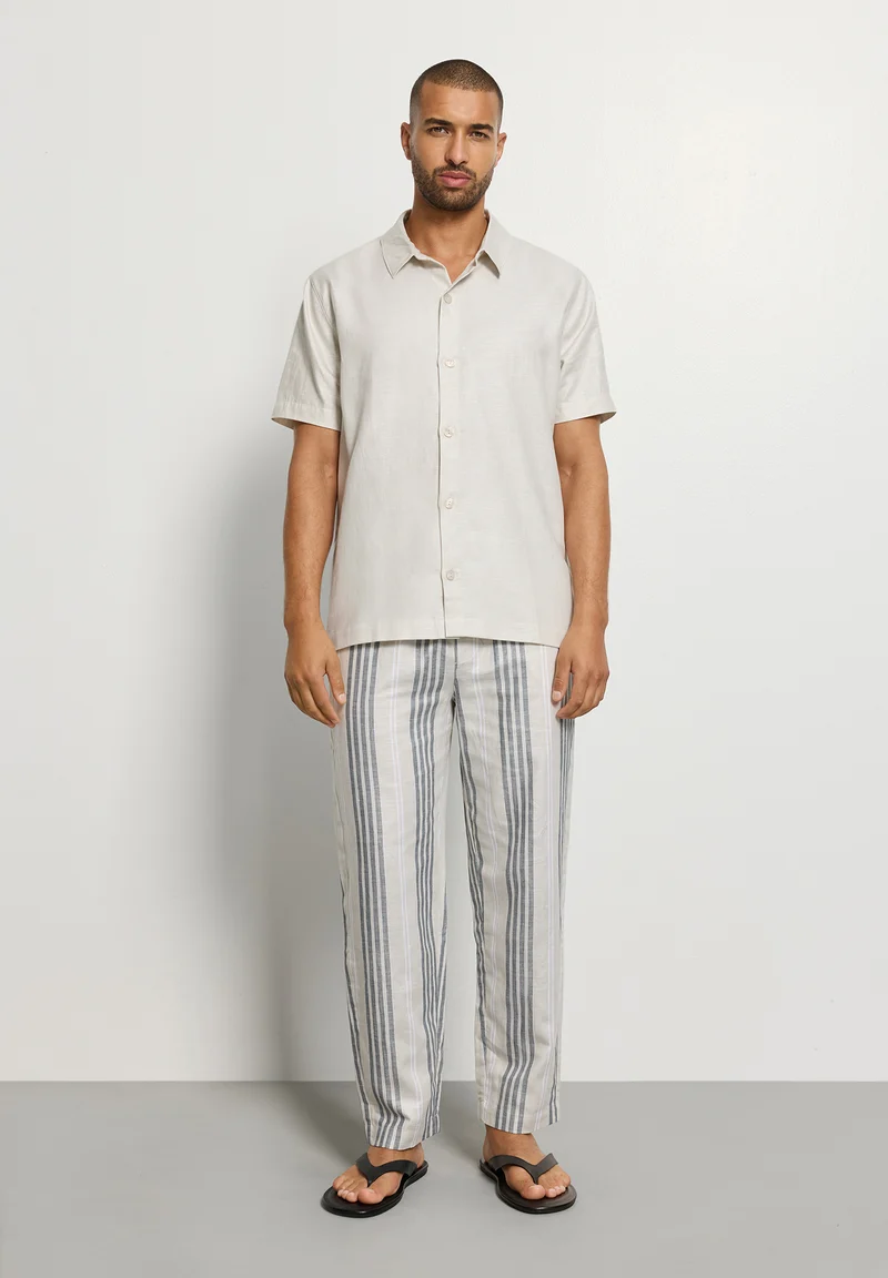 Urban Casuals S/SLV Shirt
