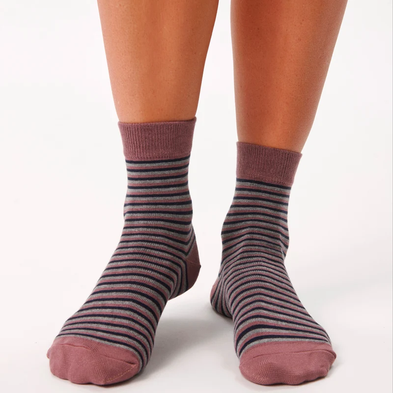 5er Pack Bambussocken in mauve/schwarz/marine/gestreift (Low cut)