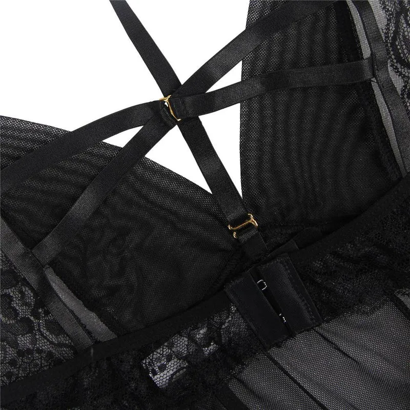 Schwarzer Neckholder-Teddy mit Schmetterlingsmuster, Bügeln, Cut-outs, Schnürung am Rücken und passendem String-Set