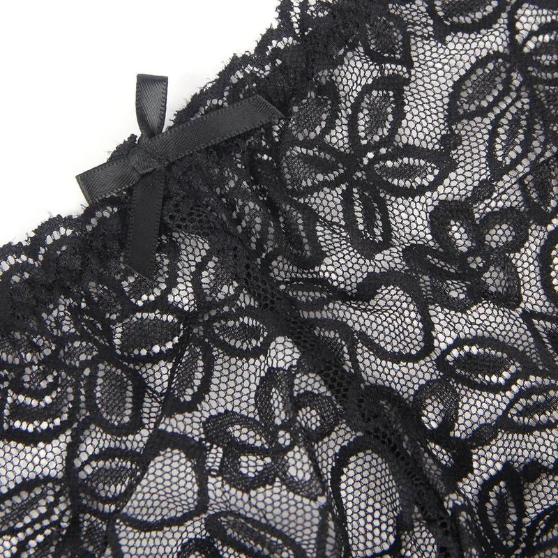 Schwarzer, hochgeschnittener Slip mit floraler Spitze und Trägern – gekreuzte Gummibänder, V-Ausschnitt und gepolsterter Zwickel