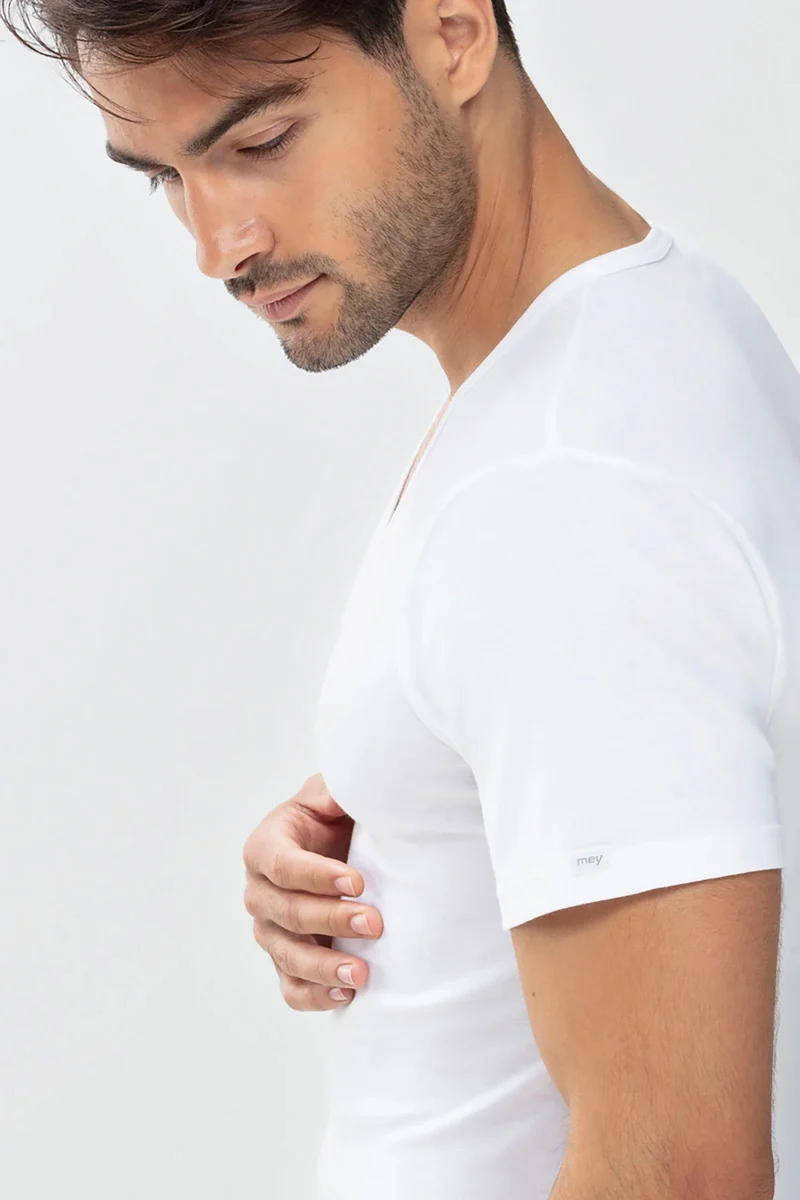 V-Neck Shirt NOBLESSE