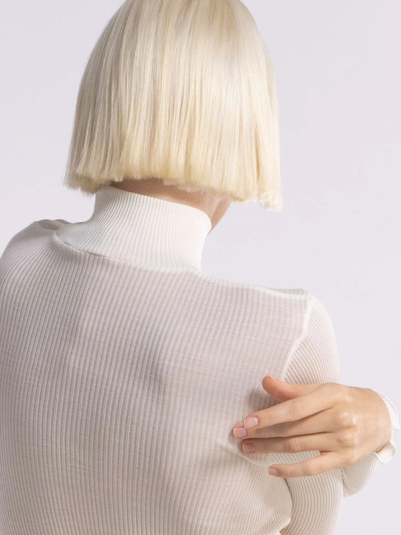 Langarm-Shirt mit Turtleneck-Kragen WOOL AND SILK