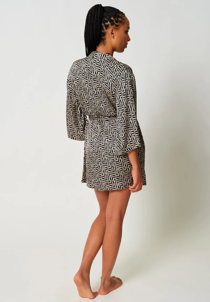 Seattraction Kimono | zebra 087246-08A082