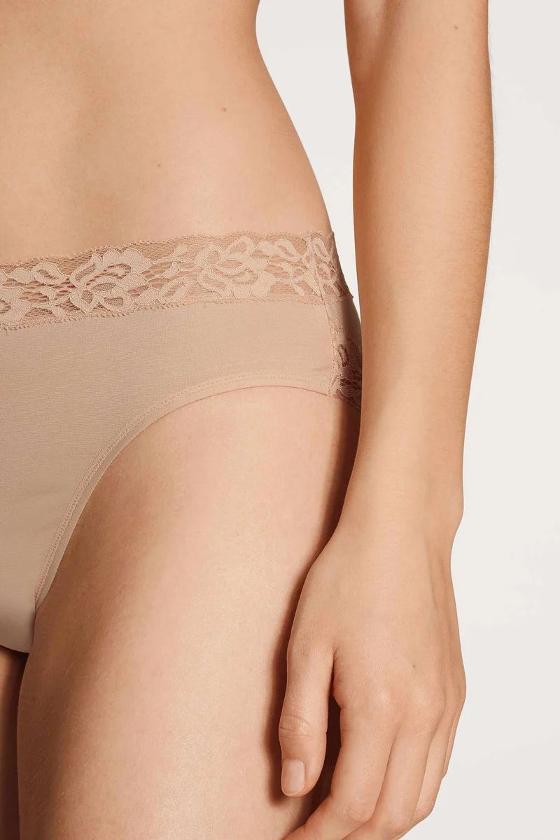 Slip, regular cut, NATURAL COMFORT LACE