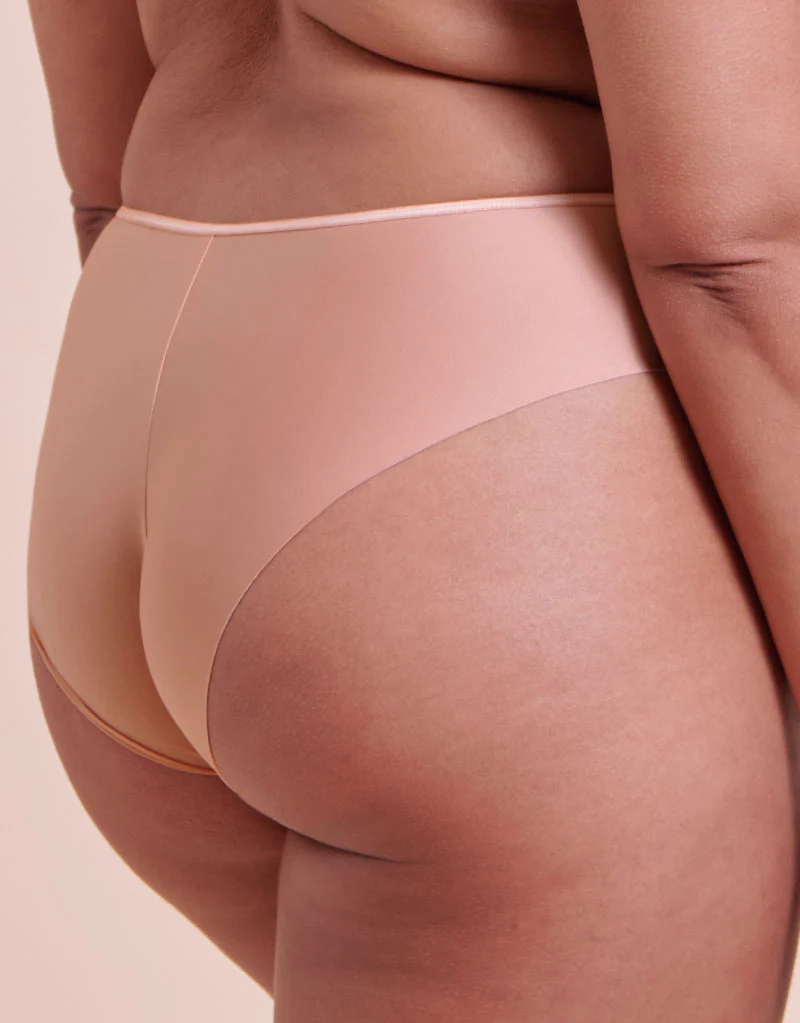 Curvy Kate Smoothie Lace Brazilian Brief Latte