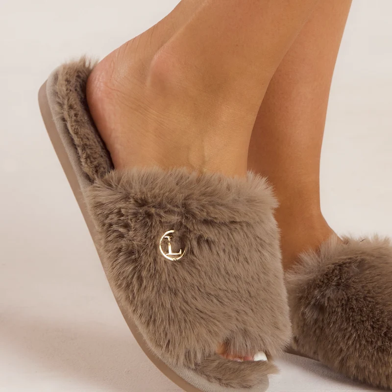 Scarlett Slippers - Taupe