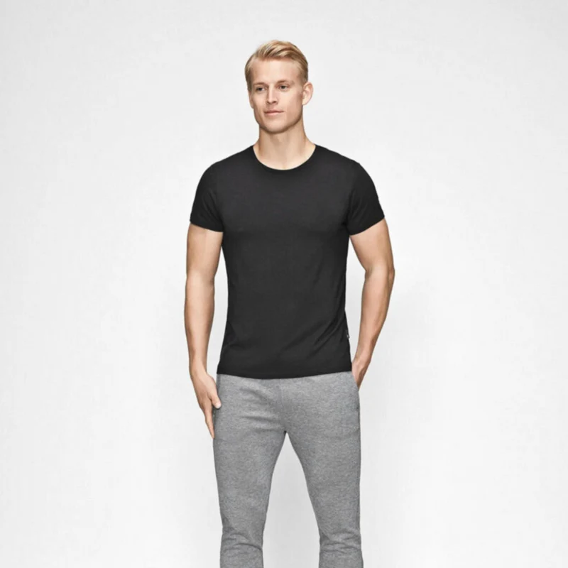 Schwarzes Bambus-T-Shirt