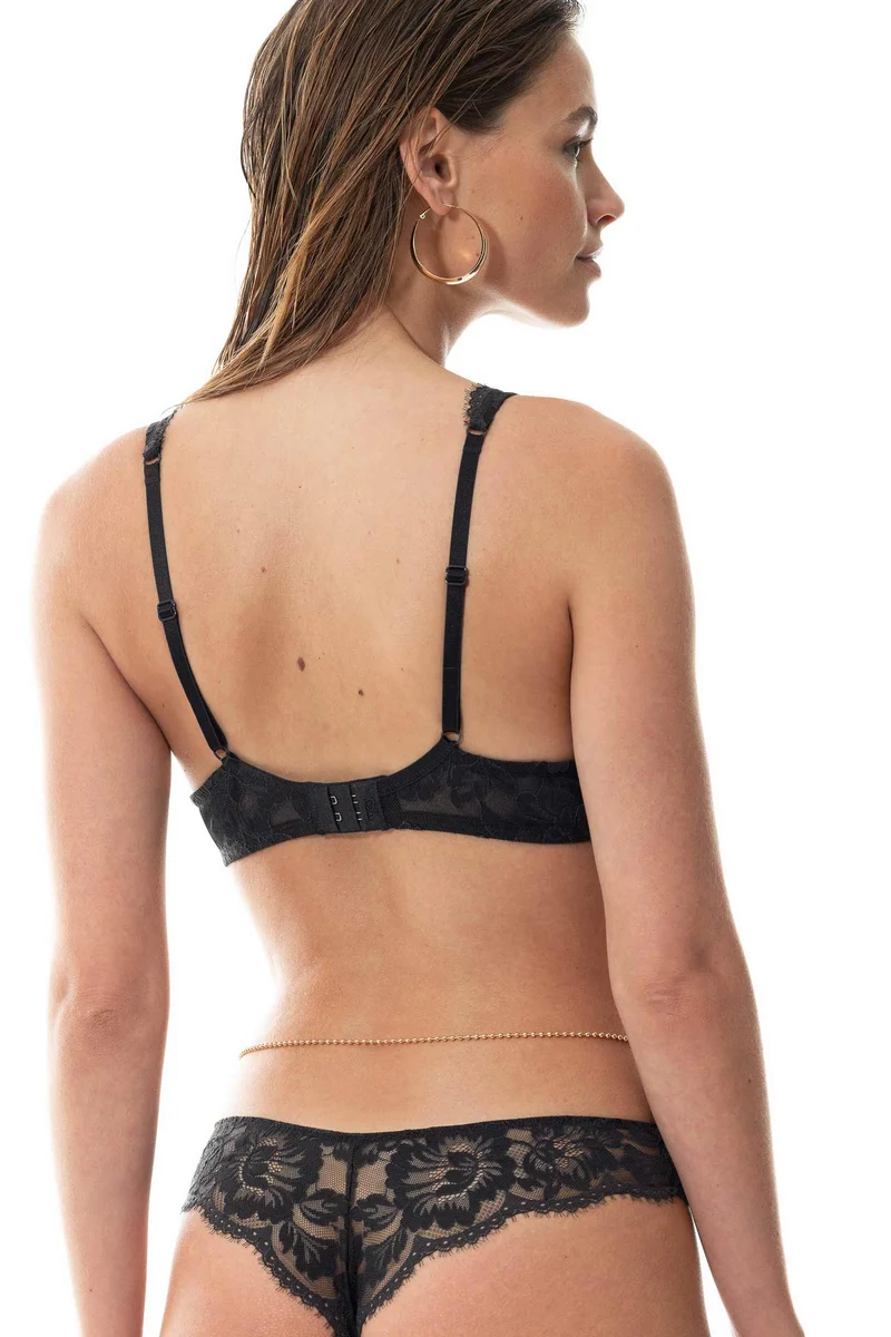 String, Thong AMAZING