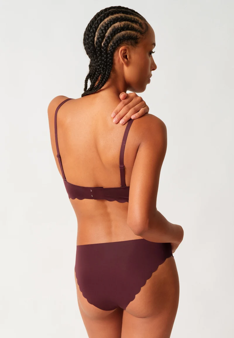 Sensation Triangle bra remov. pads | winetasting 087055-08A151