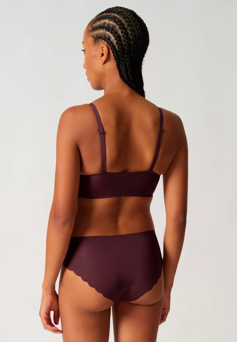 Sensation Crop top remov. pads | winetasting 087053-08A151