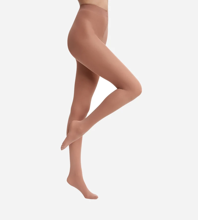 Blickdichte, samtige Strumpfhose Cognac 50D Dim
