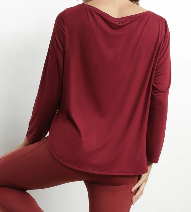 Dim Move Damen-Sportoberteil mit U-Boot-Kragen aus Viskose in Bordeaux