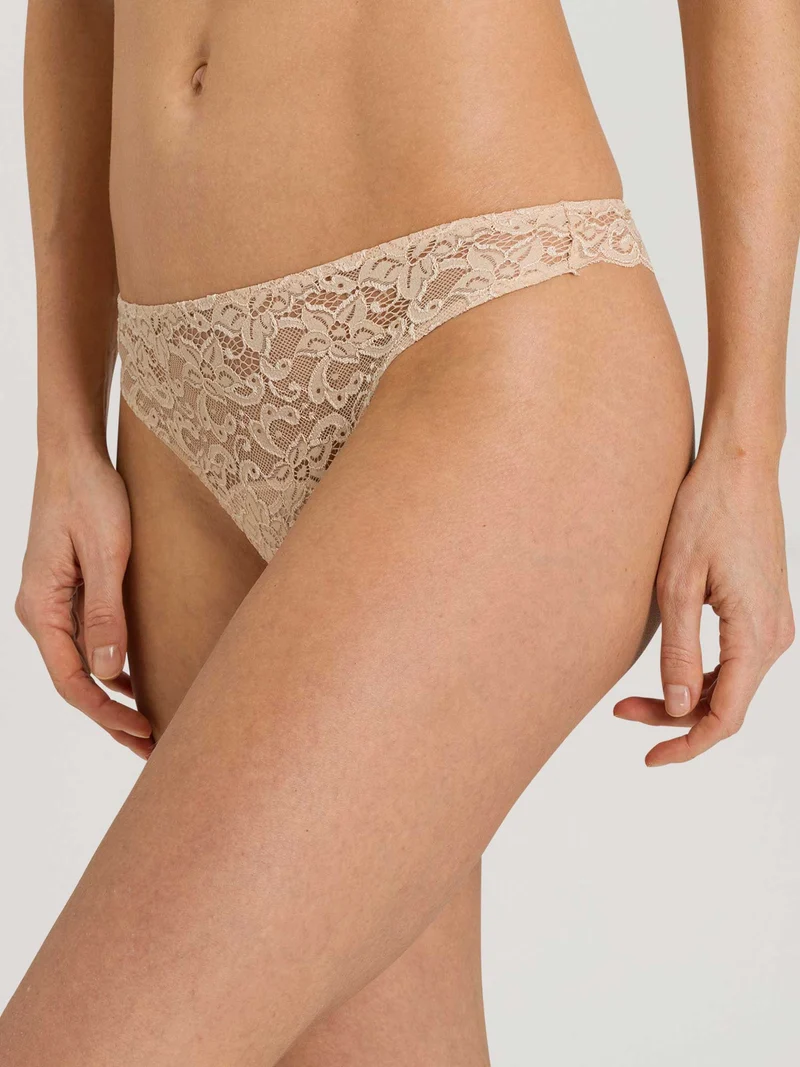 Thong, Mini String MOMENTS