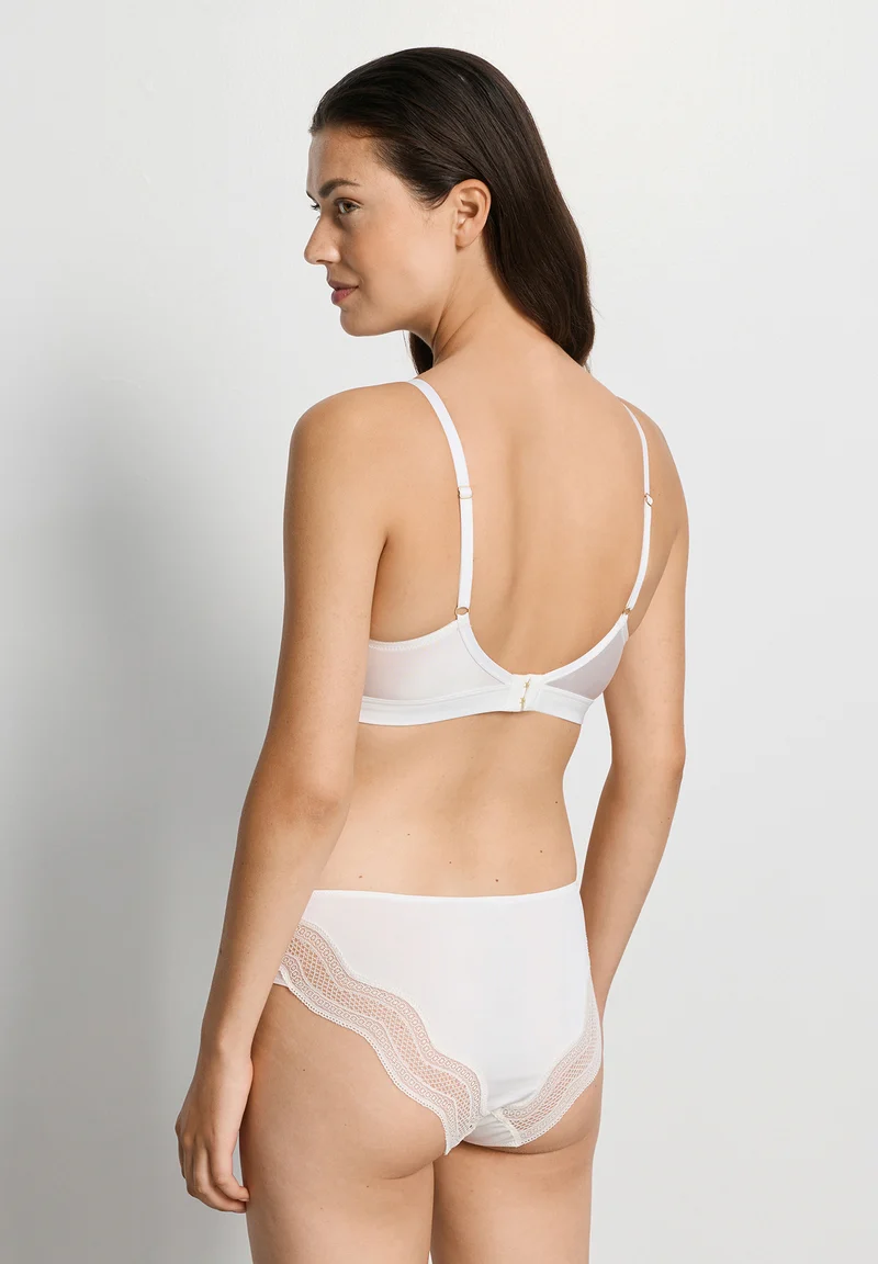 Cira Soft Cup Bra