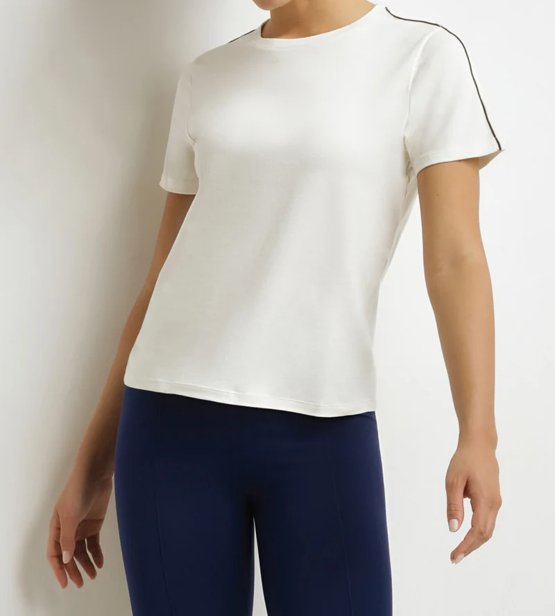 Dim Move thermoregulierendes Damen-Sport-T-Shirt aus Jersey in Ecru