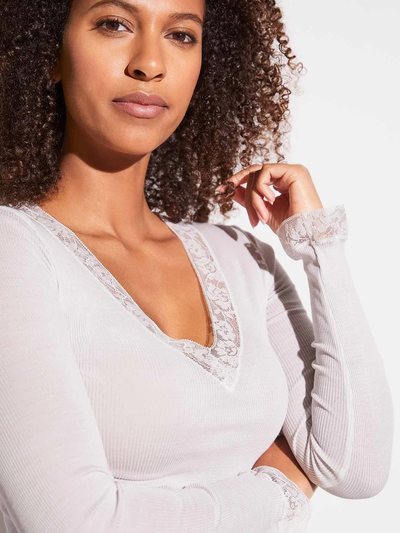 Longshirt V-Neck mit Spitze WOOL & SILK