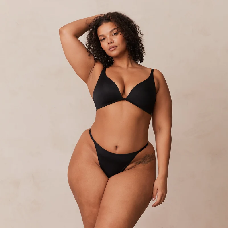 Light Non-Wired Plunge T-Shirt Bra - Black
