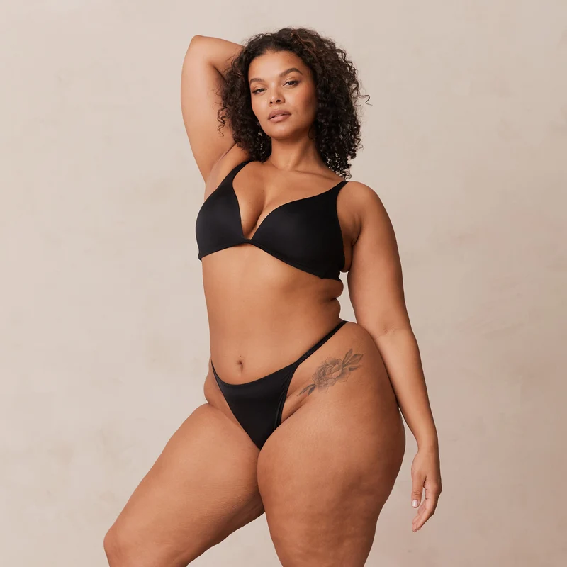 Light Non-Wired Plunge T-Shirt Bra - Black