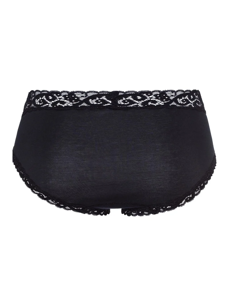 Maxi Briefs, Maxi Slip, MOMENTS