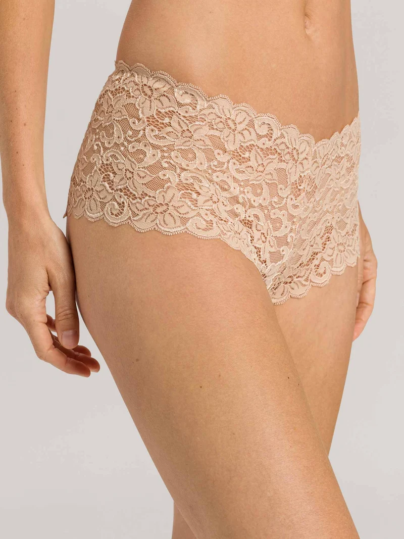 Panty MOMENTS