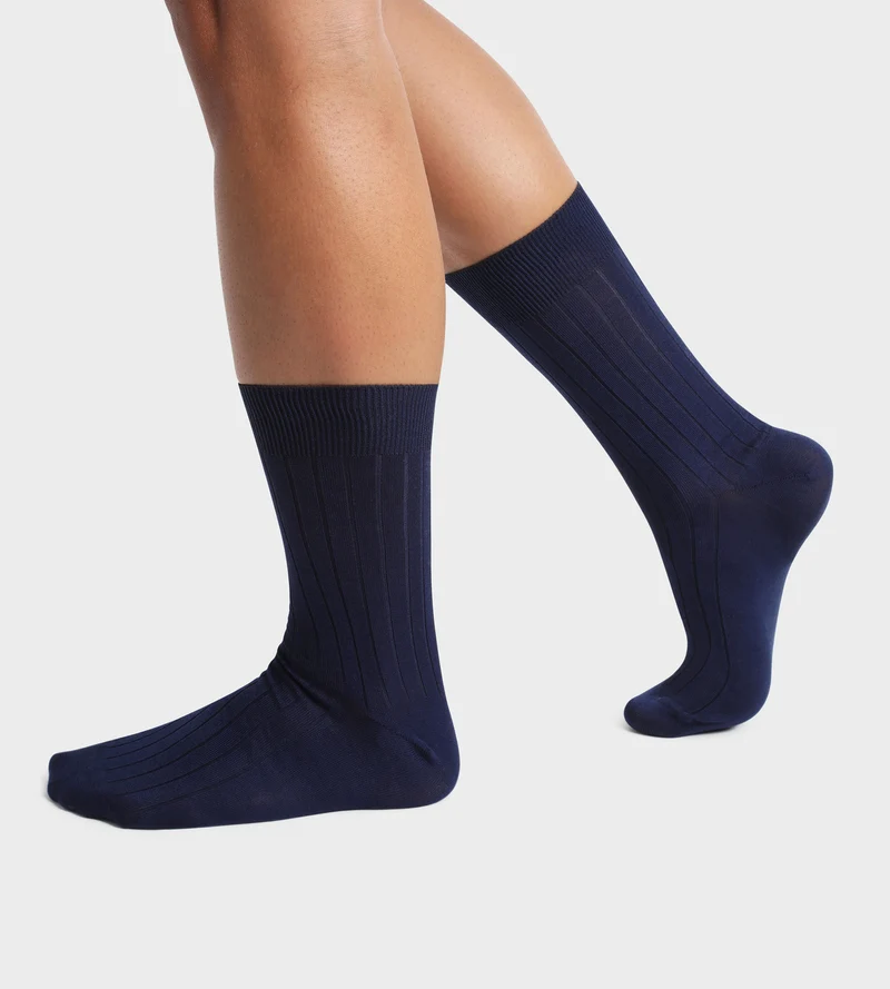 2er-Pack marineblaue Herrensocken aus schottischem Garn