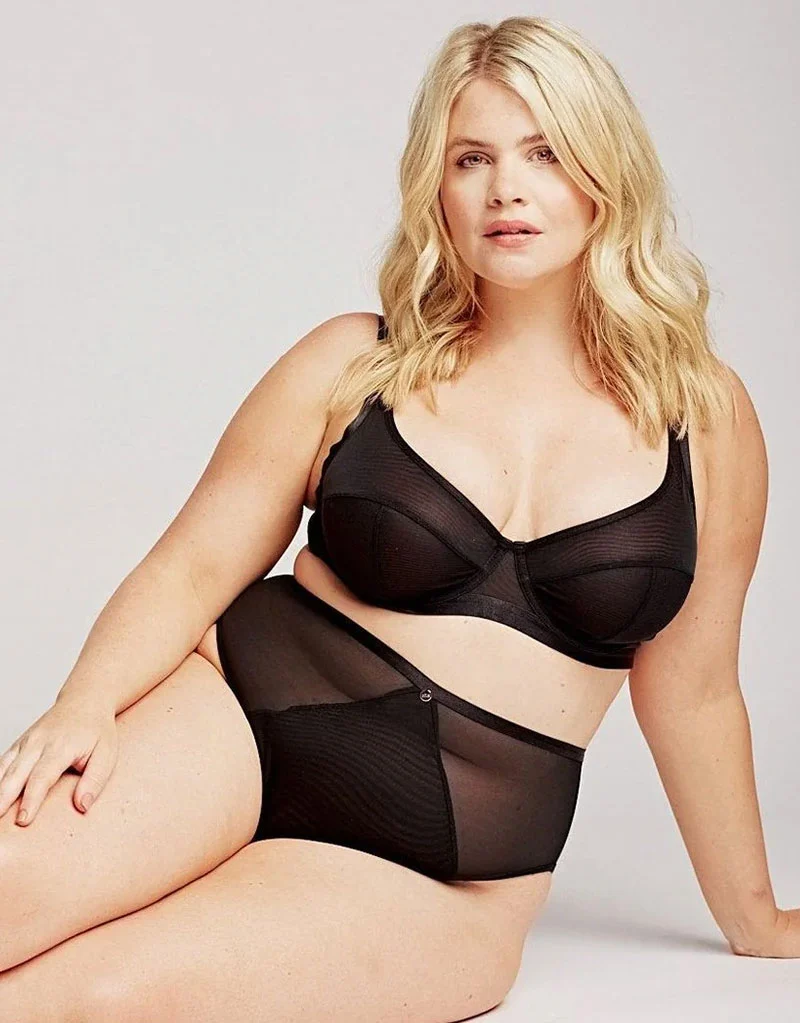 Oola Soft Mesh High Apex Balcony Bra Black