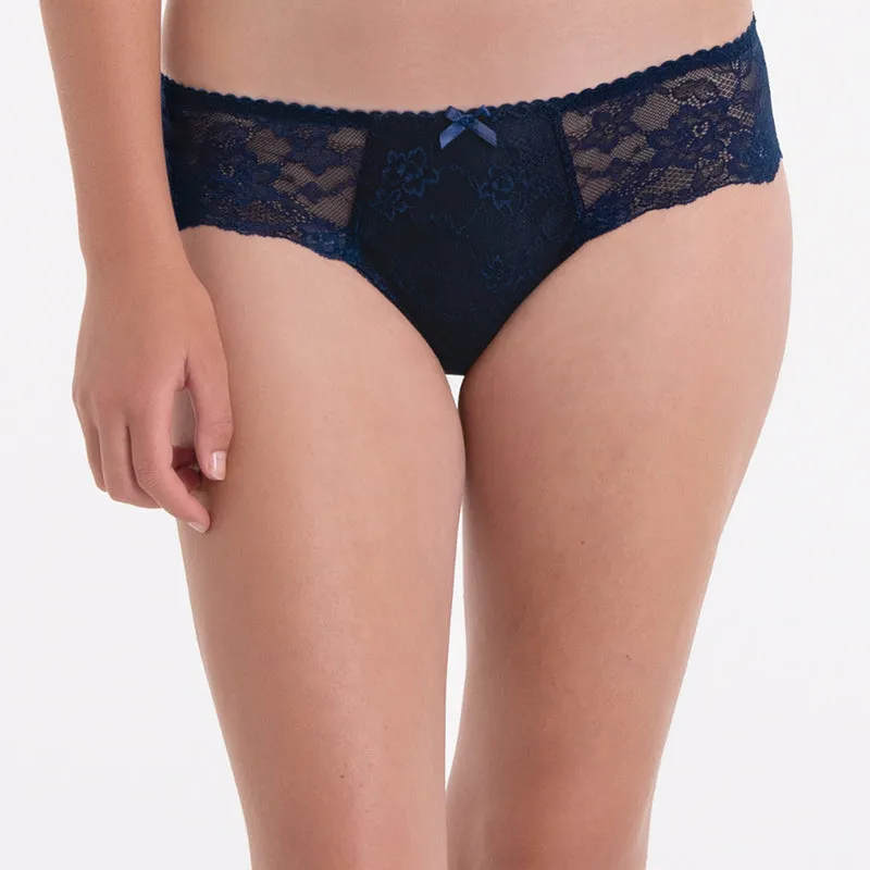 Bobette Shorty 1388