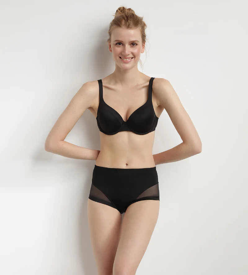 Schwarzer Maxi-Slip - Generous Limited Edition