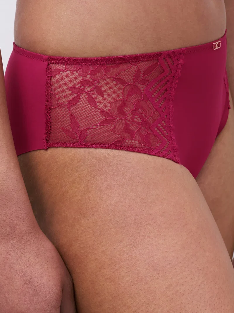 Chantelle – Origins (Kurzfassung) – Wilde Erdbeere