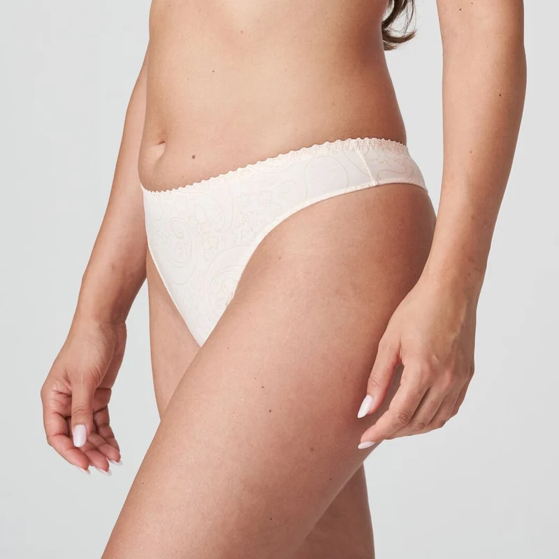String Gythia 0663300GEI