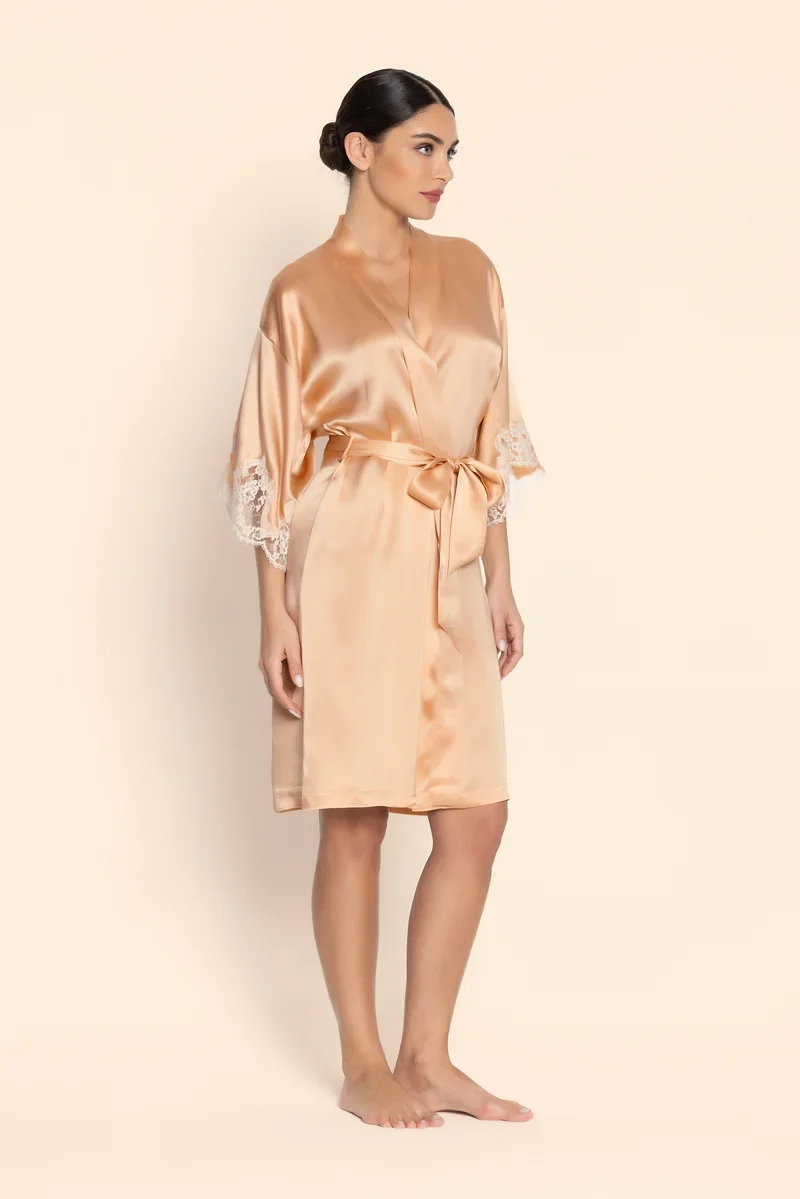 Lise Charmel – Splendeur Soie Mittellanges Negligé-Kleid Splendeur Peche