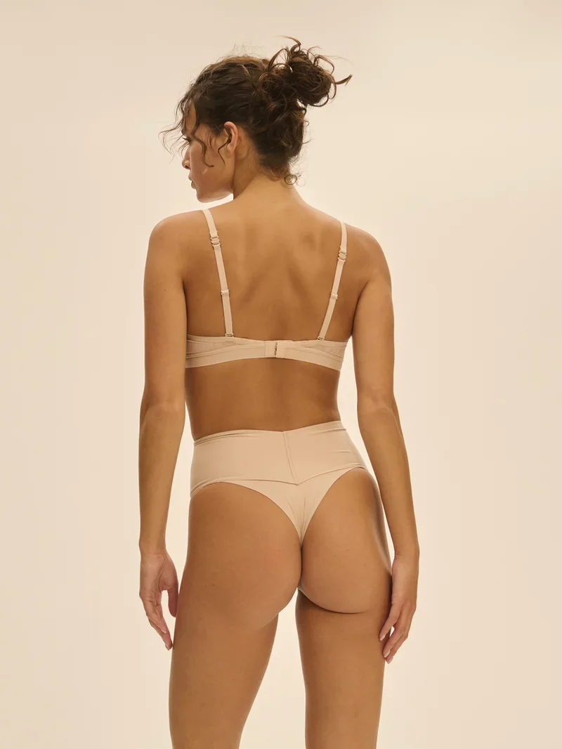 Simone Perele – Story High Waist String Peau Rosée