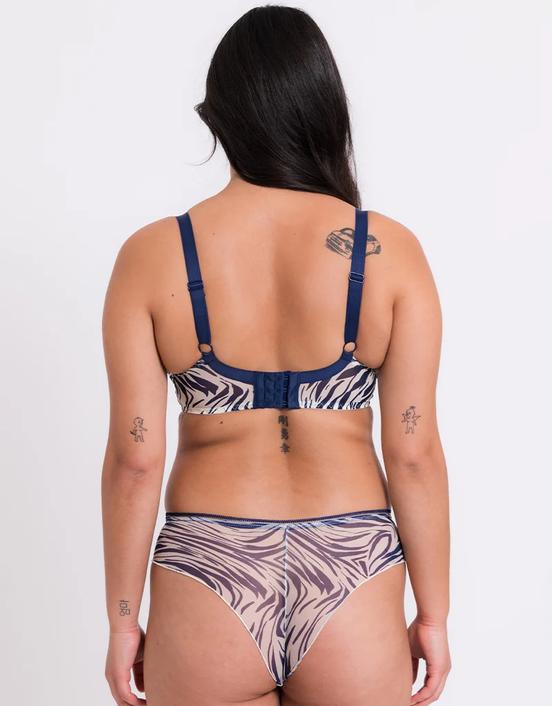 Curvy Kate Lifestyle Plunge Bra Zebra Print