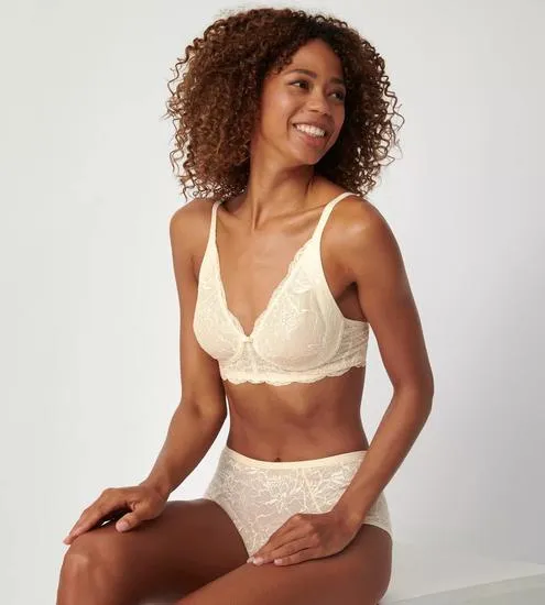 Triumph Bra molded Amourette Charm N03 creamy dream