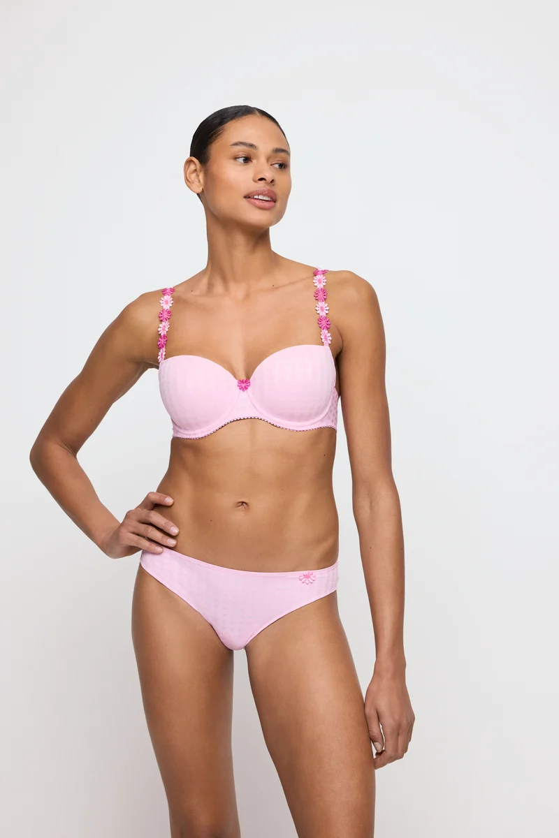 Avero Rioslip Lily Rose