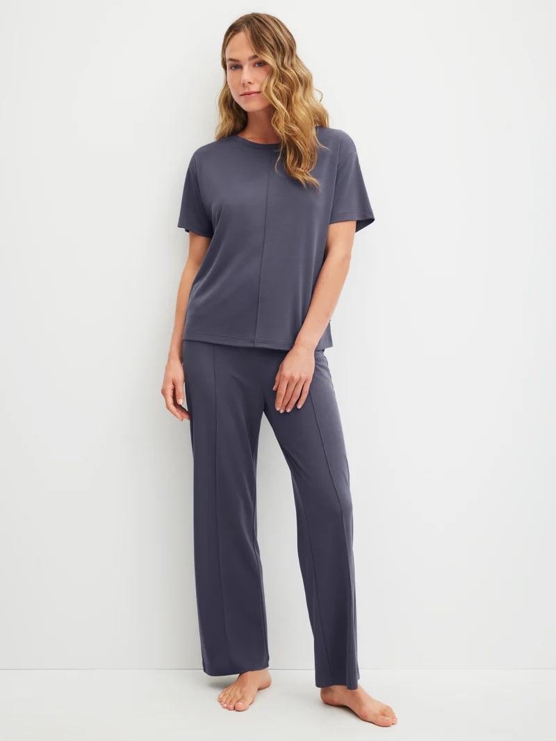 WOMEN Pants