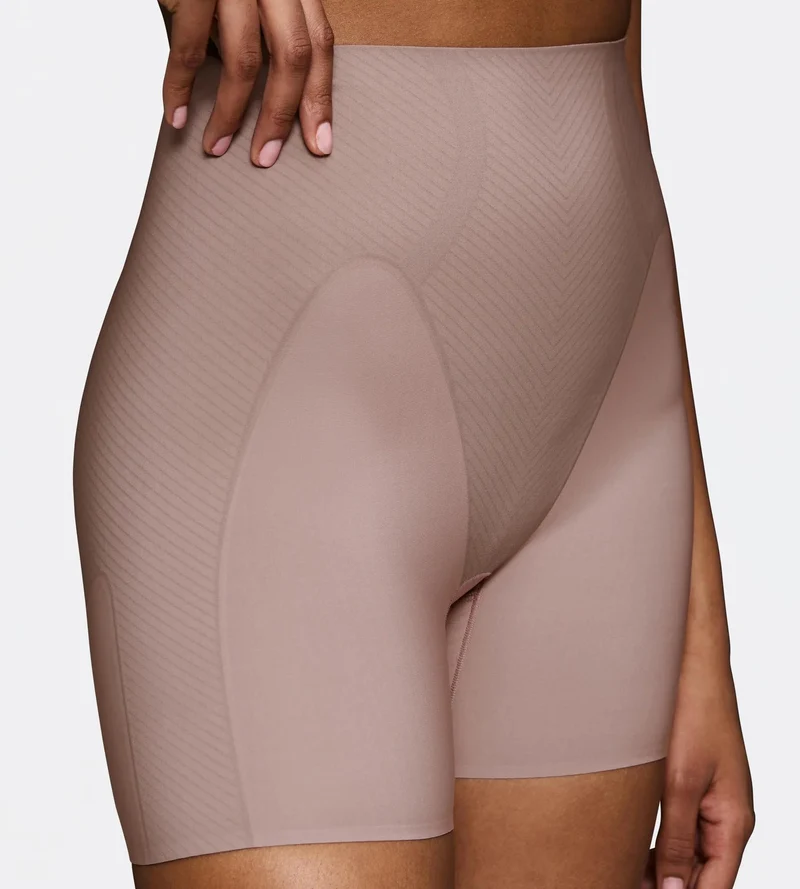 BMU Illusion Curve HW Short