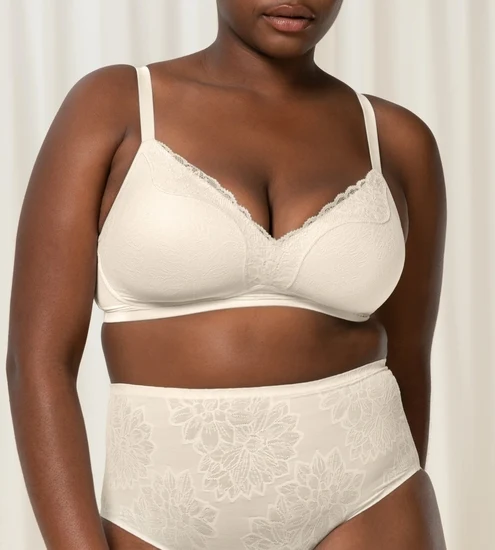 Triumph Fit Smart P01 vanille