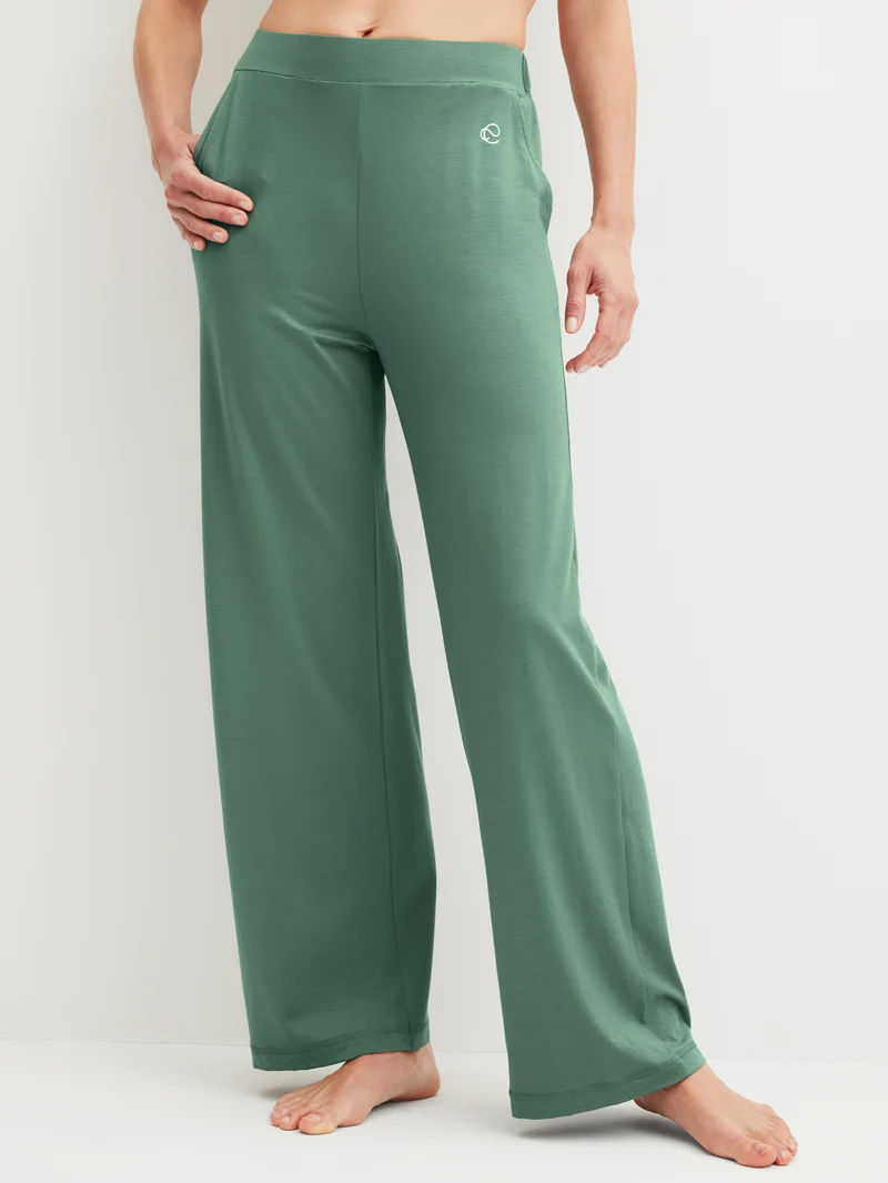 WOMEN Pants