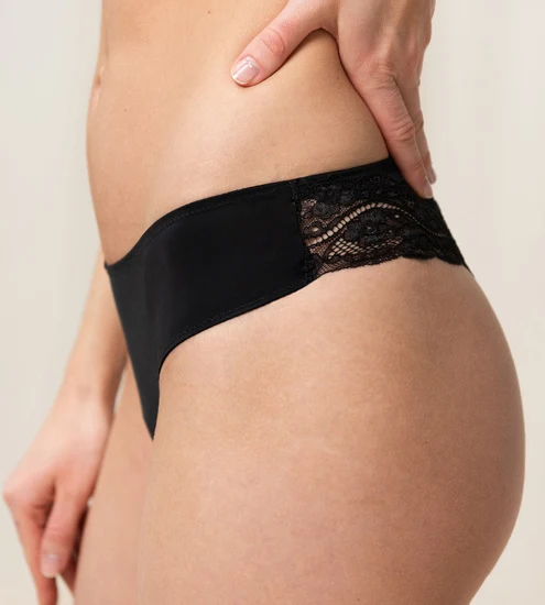 Triumph Lovely Micro Braz Str BLACK