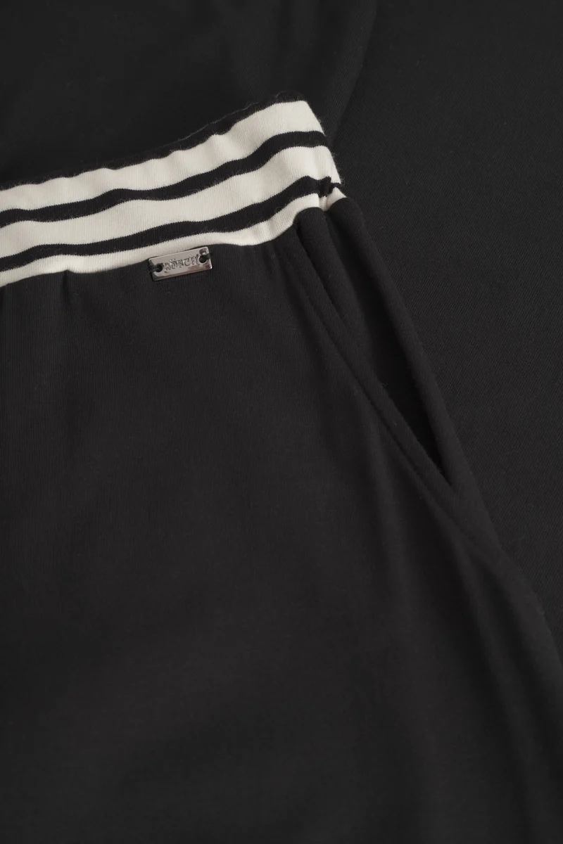 Pants 1253716