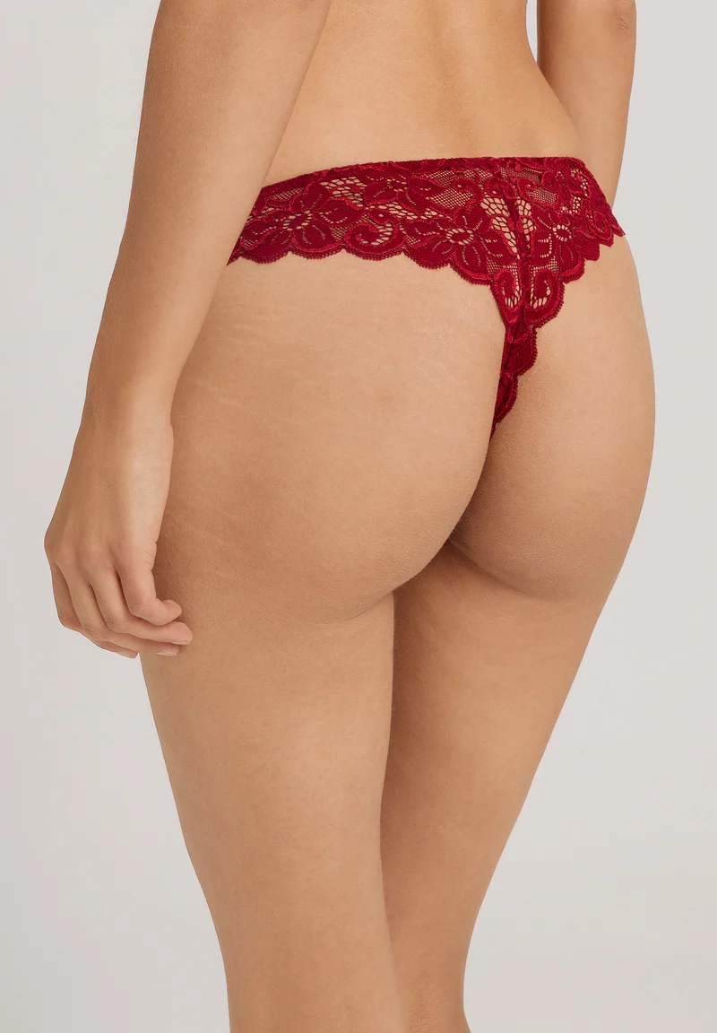 Moments Thong
